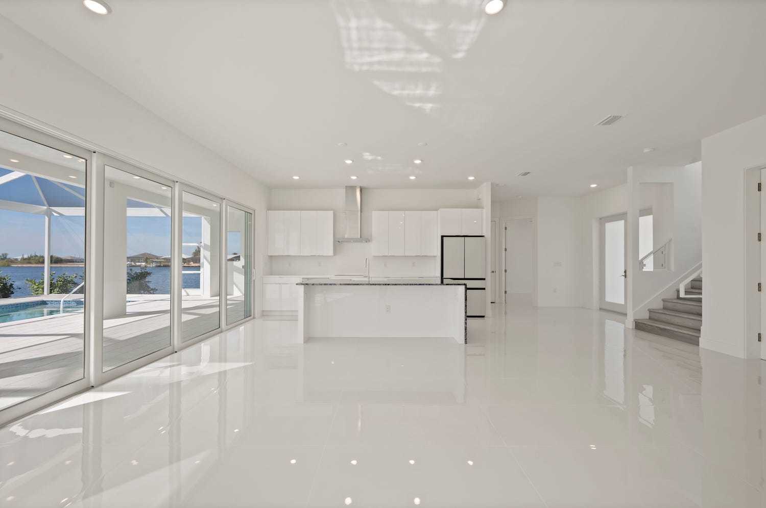 Lattitude 48 property image