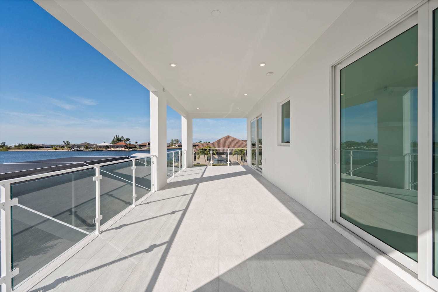 Lattitude 48 property image