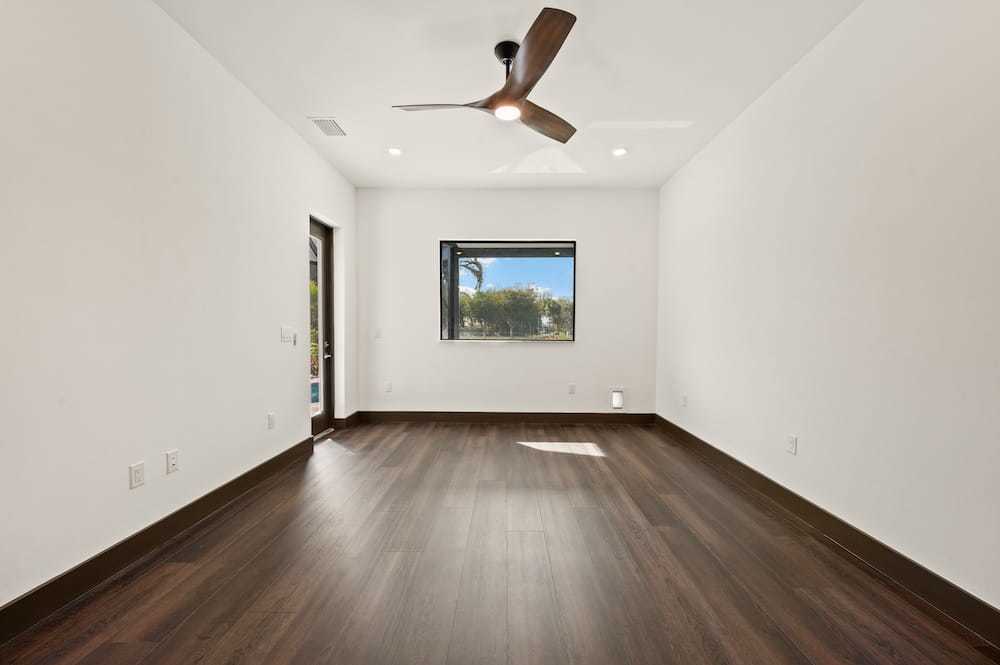 Beacon Cove Custom property image