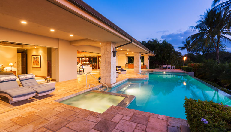 Build Your Florida Home with a Pool